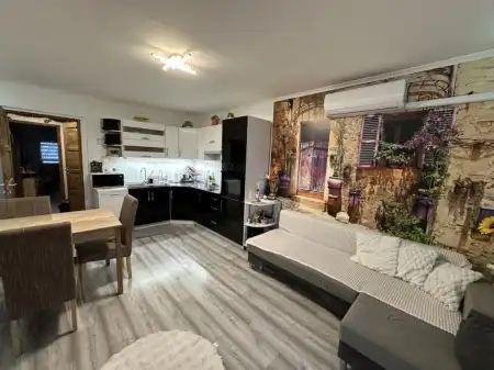 Eladó panellakás, Paks 2+1 szoba 57 m² 47.9 M Ft