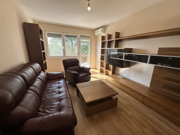 Eladó panellakás, Paks 3+1 szoba 96 m² 84.9 M Ft