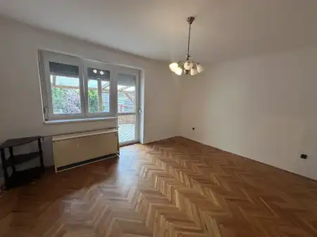 Eladó sorház, Paks 3 szoba 75 m² 64.9 M Ft