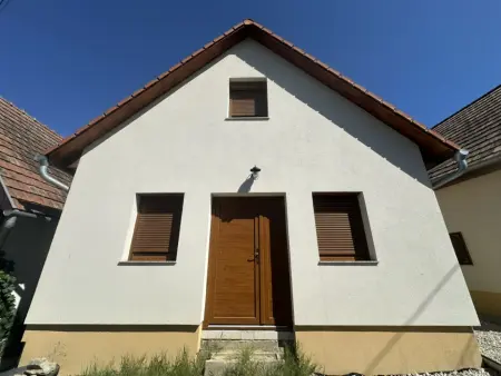 Eladó téglalakás, Paks 2 szoba 63 m² 45.49 M Ft